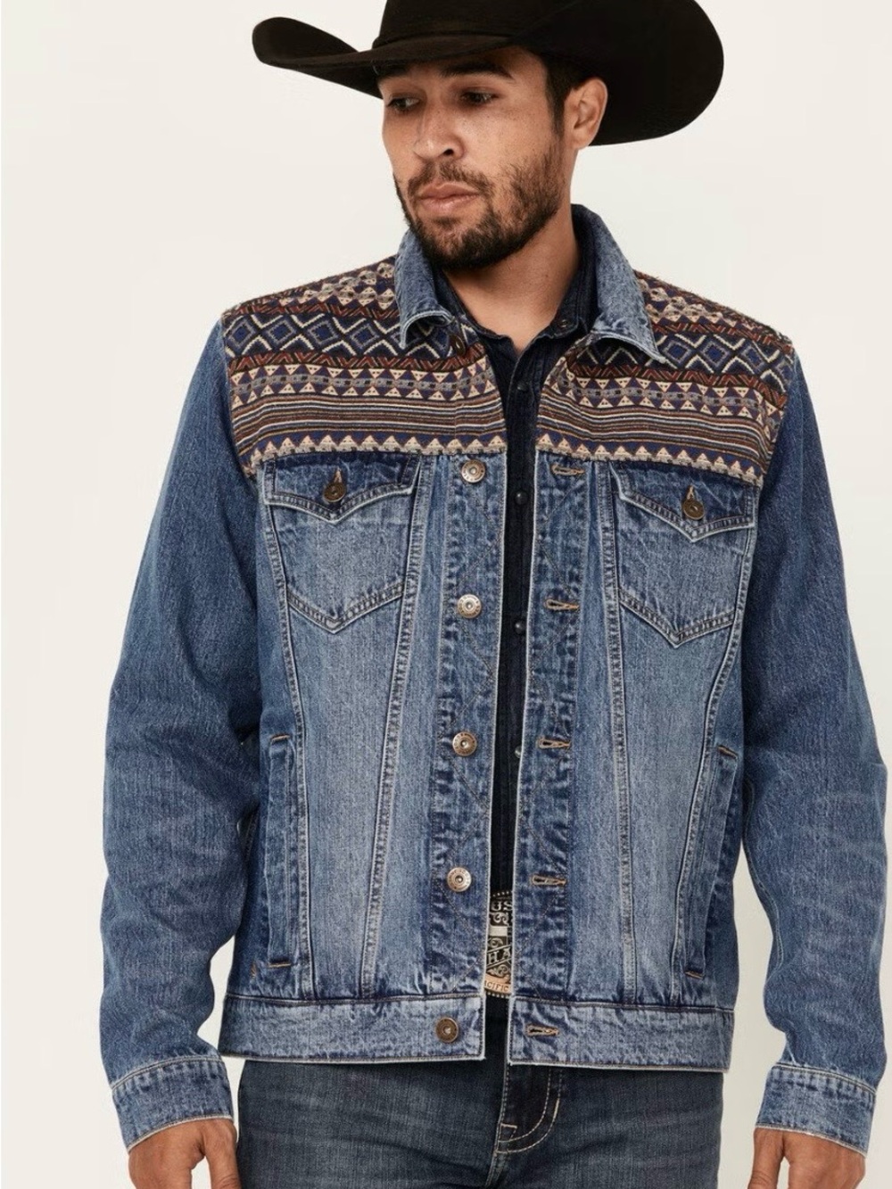 CODY JAMES MEN'S GAUCHO SOUTHWESTERN PRINT YOKE STRETCH DENIM JACKET
